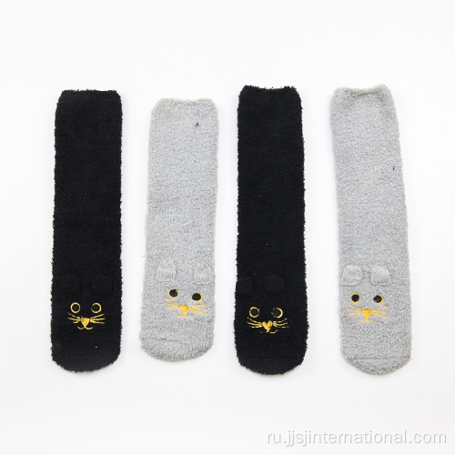 Простые черно -серые коралловые тепловые носки
